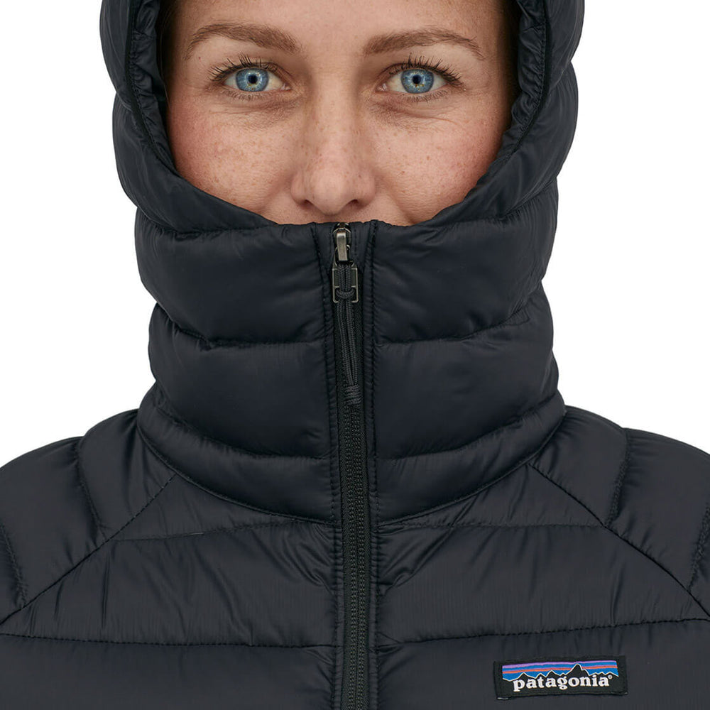 
                      
                        Patagonia W Jacket Down Hoody black
                      
                    