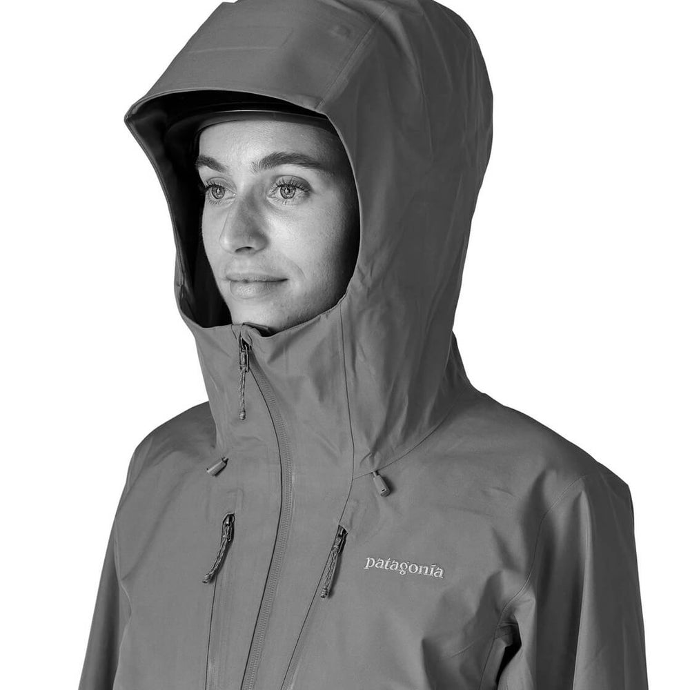 
                      
                        Patagonia W Jacket Triolet green cascade
                      
                    