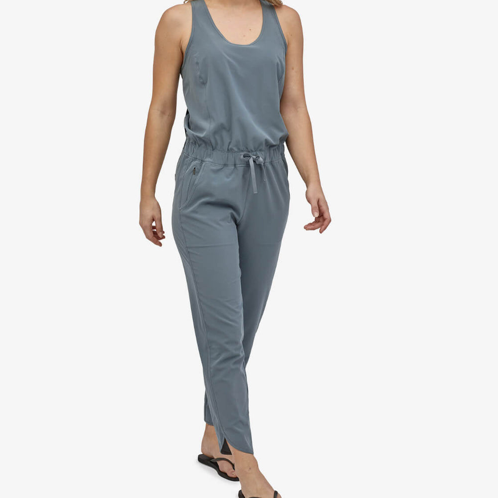 
                      
                        Patagonia W Overall Fleetwith blue plume grey
                      
                    
