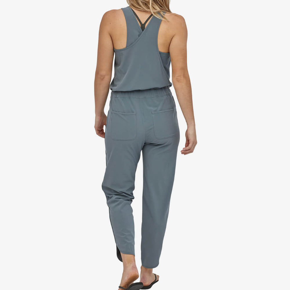 
                      
                        Patagonia W Overall Fleetwith blue plume grey
                      
                    