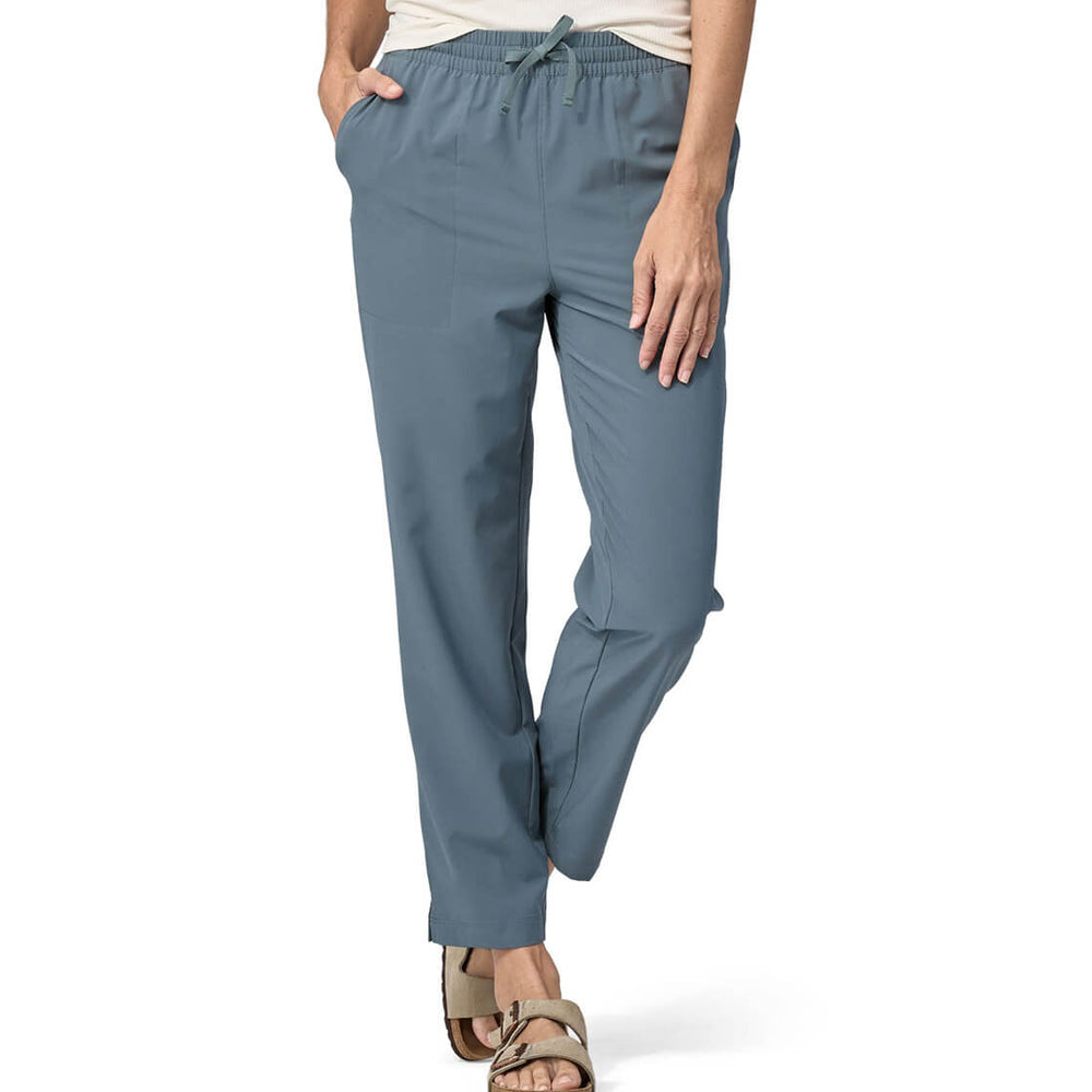 
                      
                        Patagonia W Pants Fleetwith blue nouveau green
                      
                    