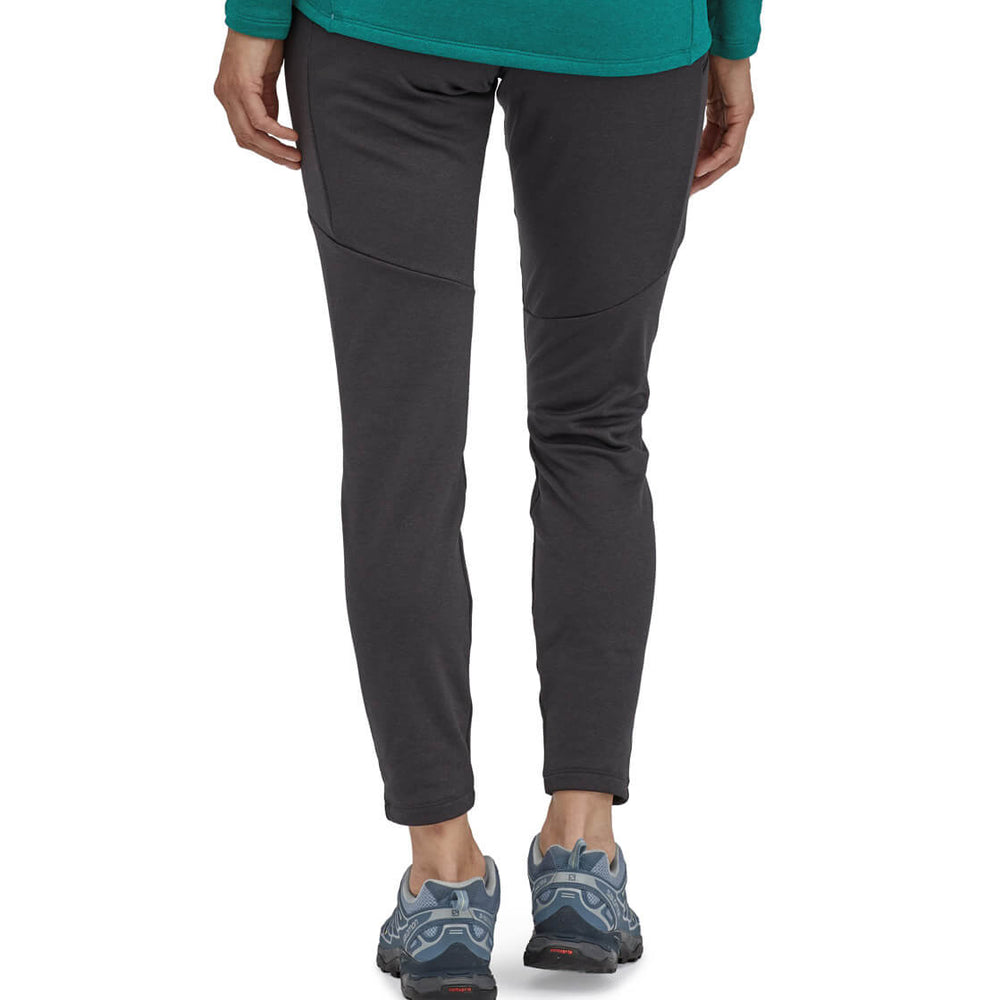
                      
                        Patagonia W Pants R1 Daily Bottoms black ink
                      
                    