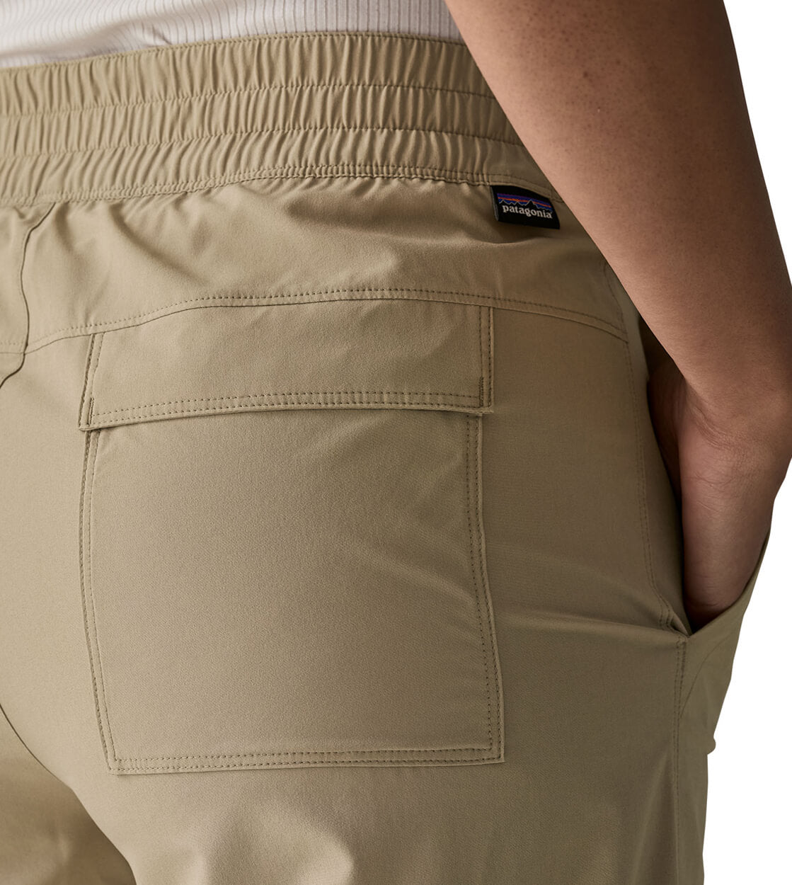 Patagonia W Pants Roamwith grey seabird