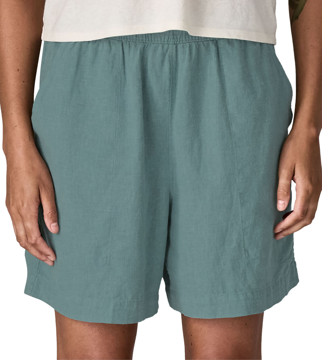 Patagonia W Shorts Garden Island Long 6in blue whole wave blue sage
