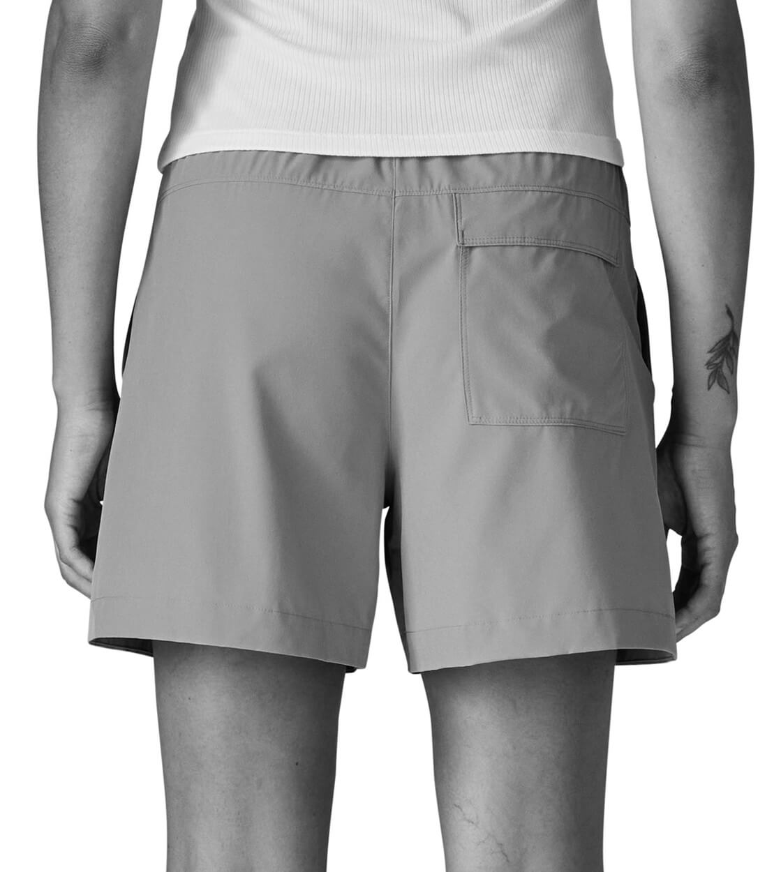 Patagonia W Shorts Roamwith green basin