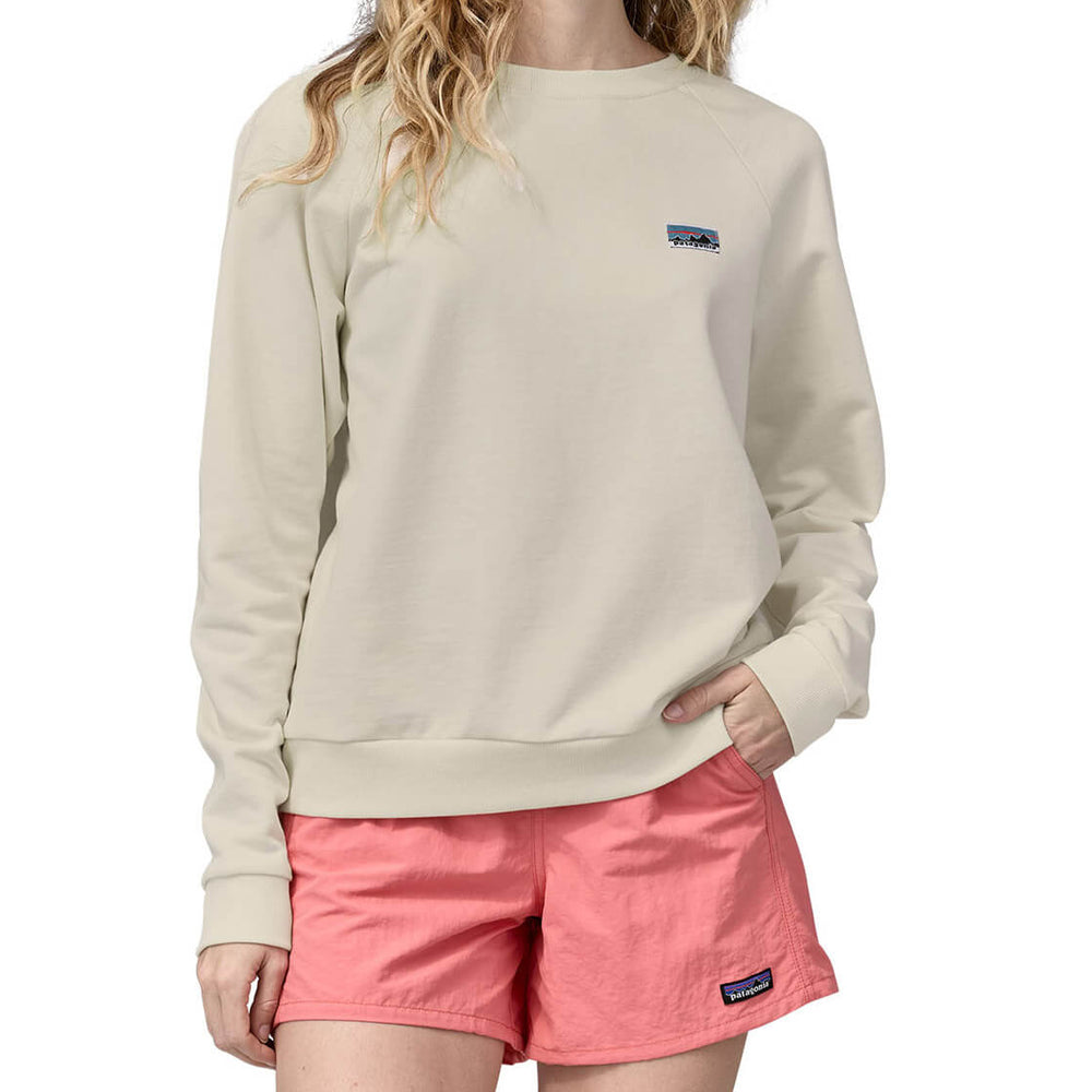 
                      
                        Patagonia W Sweater Regenerative Organic Cotton Essential white wool
                      
                    