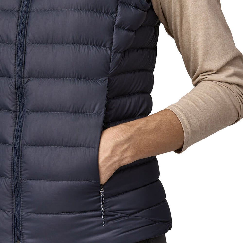 
                      
                        Patagonia W Vest Down Sweater blue smolder
                      
                    