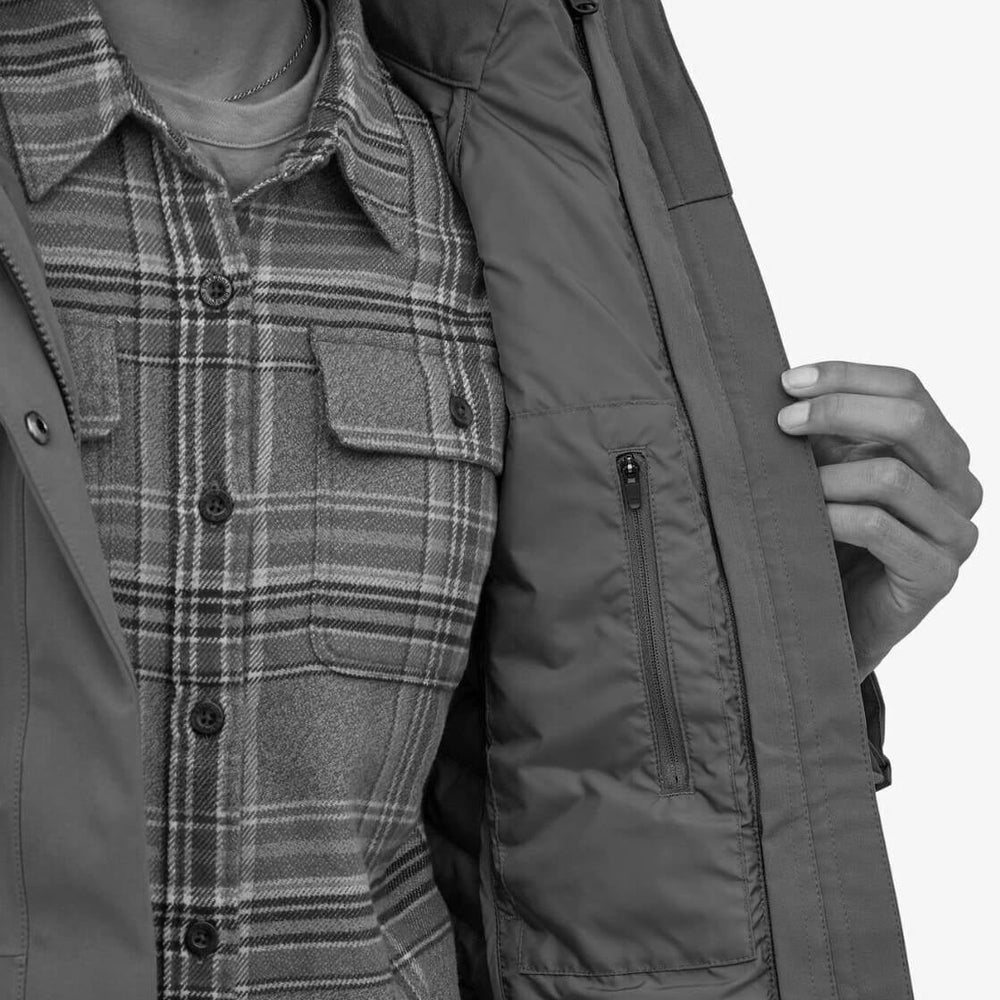 
                      
                        Patagonia W Winterjacket Tres 3-in-1 Parka red chicory
                      
                    