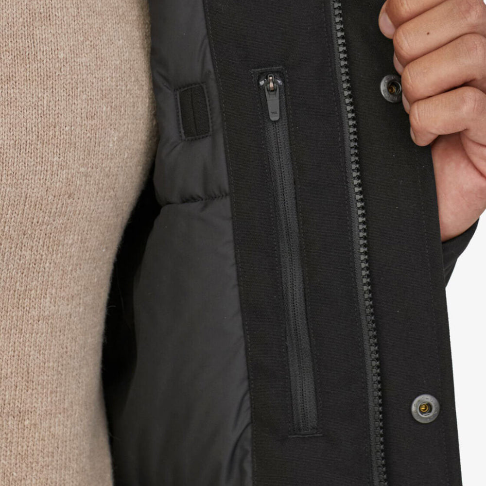 
                      
                        Patagonia Winterjacket Lone Mountain black
                      
                    