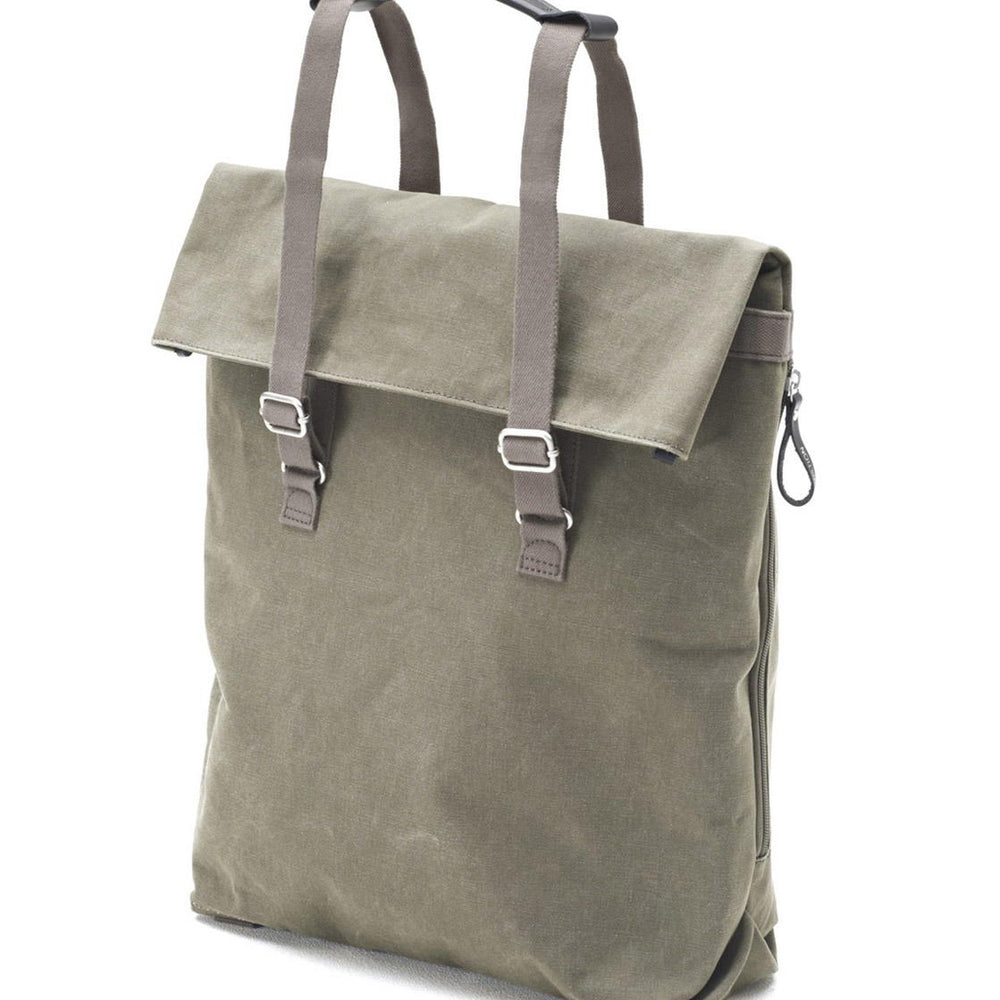 
                      
                        Qwstion Bag Day Tote organic olive
                      
                    