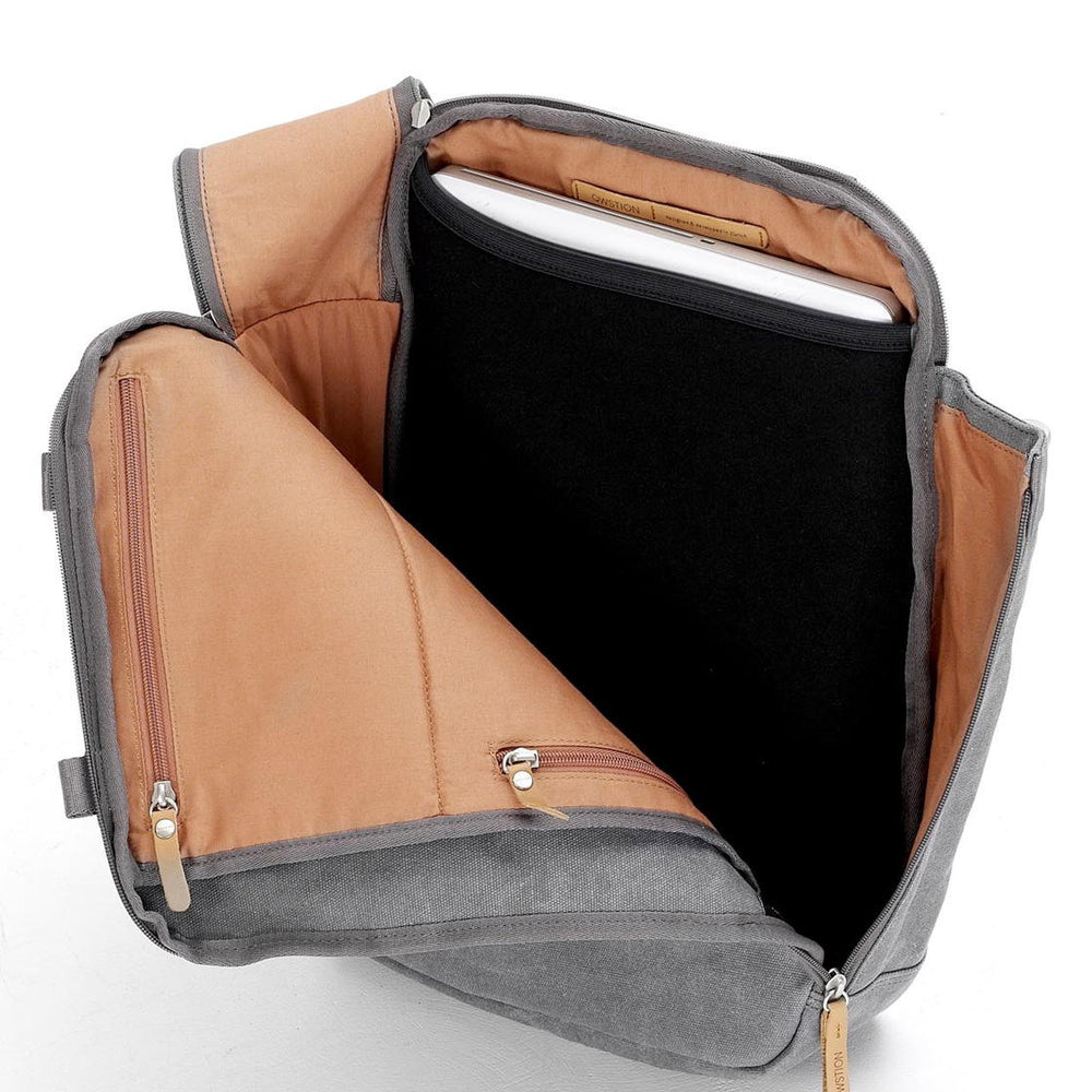 
                      
                        Qwstion Bag Daypack organic washed grey
                      
                    