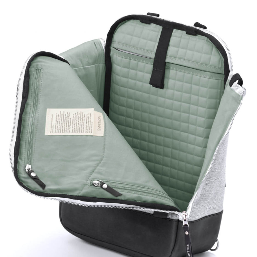
                      
                        Qwstion Bag Daypack raw blend leather canvas
                      
                    