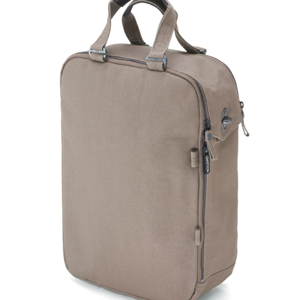 
                      
                        Qwstion Bag Daypack vegan driftwood
                      
                    