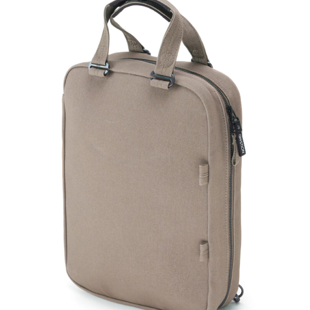 
                      
                        Qwstion Bag Office Pack vegan driftwood
                      
                    