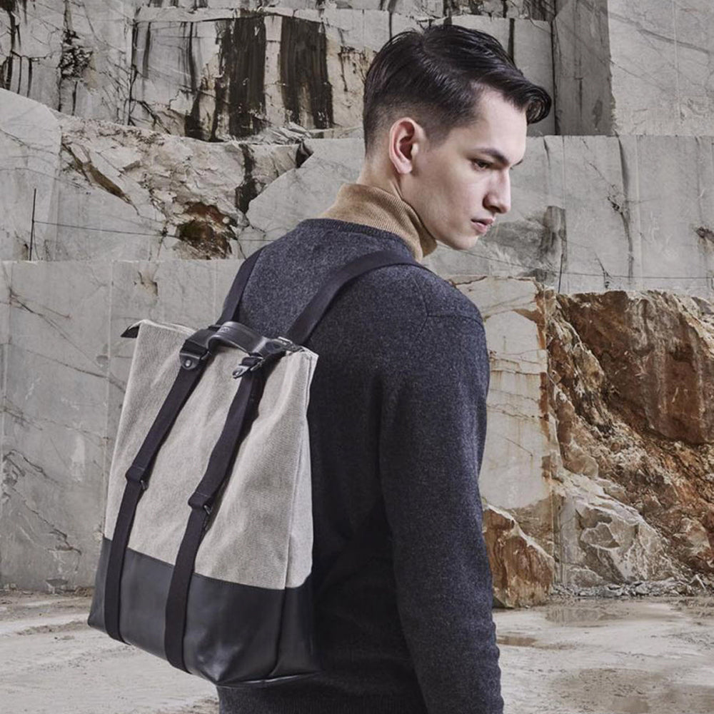 
                      
                        Qwstion Bag Simple Zipshopper raw blend leather canvas
                      
                    