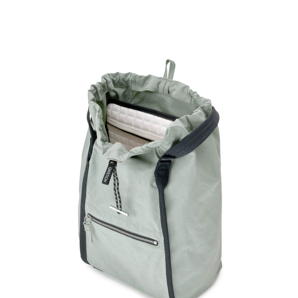 
                      
                        Qwstion Bag Small Bucket heron
                      
                    