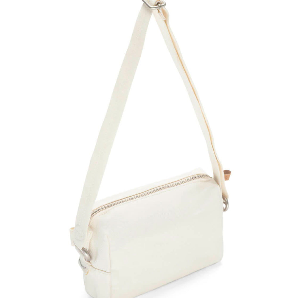 
                      
                        Qwstion Bananatex Bag Hip Pouch white natural
                      
                    