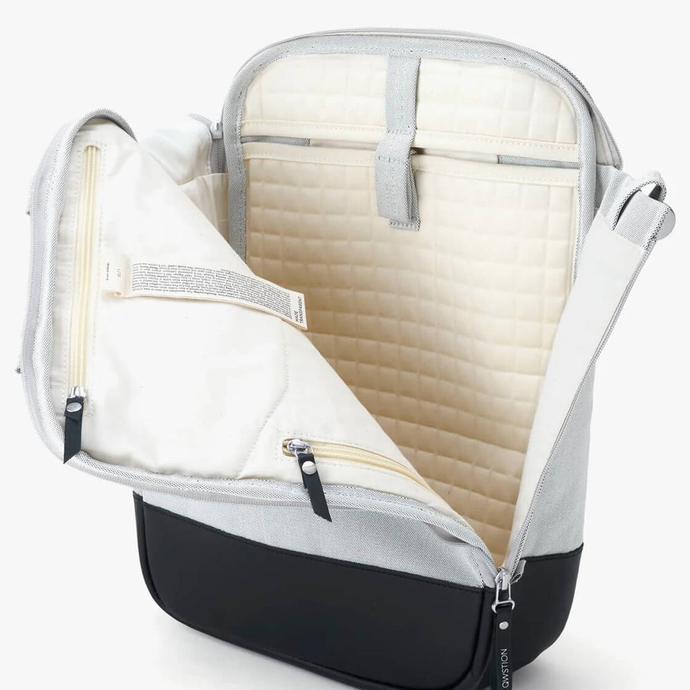 Qwstion Bananatex Daypack gravel black leather