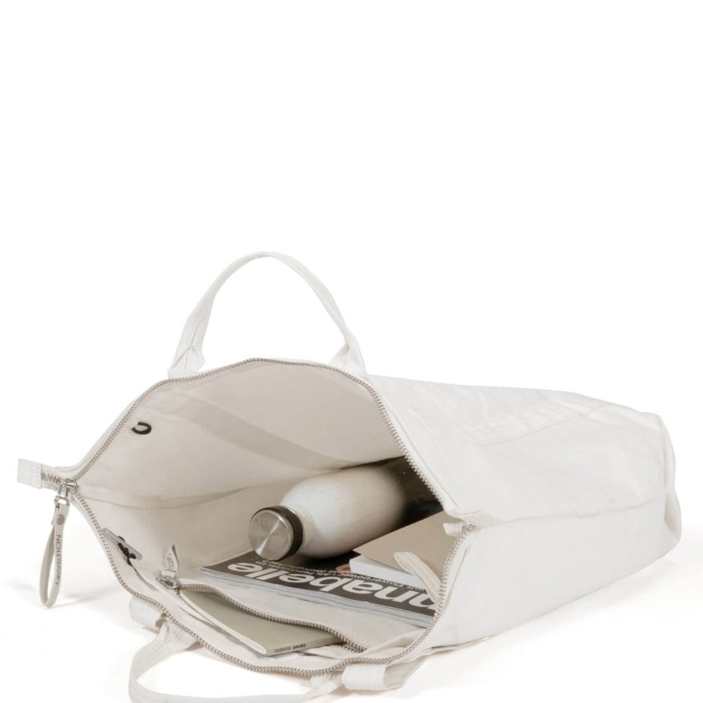 
                      
                        Qwstion Bananatex Travel Shopper natural white
                      
                    