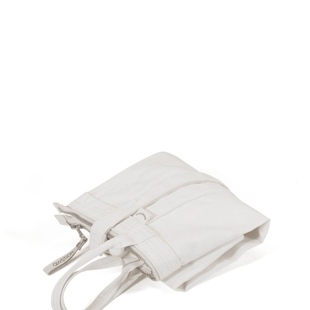 
                      
                        Qwstion Bananatex Travel Shopper natural white
                      
                    