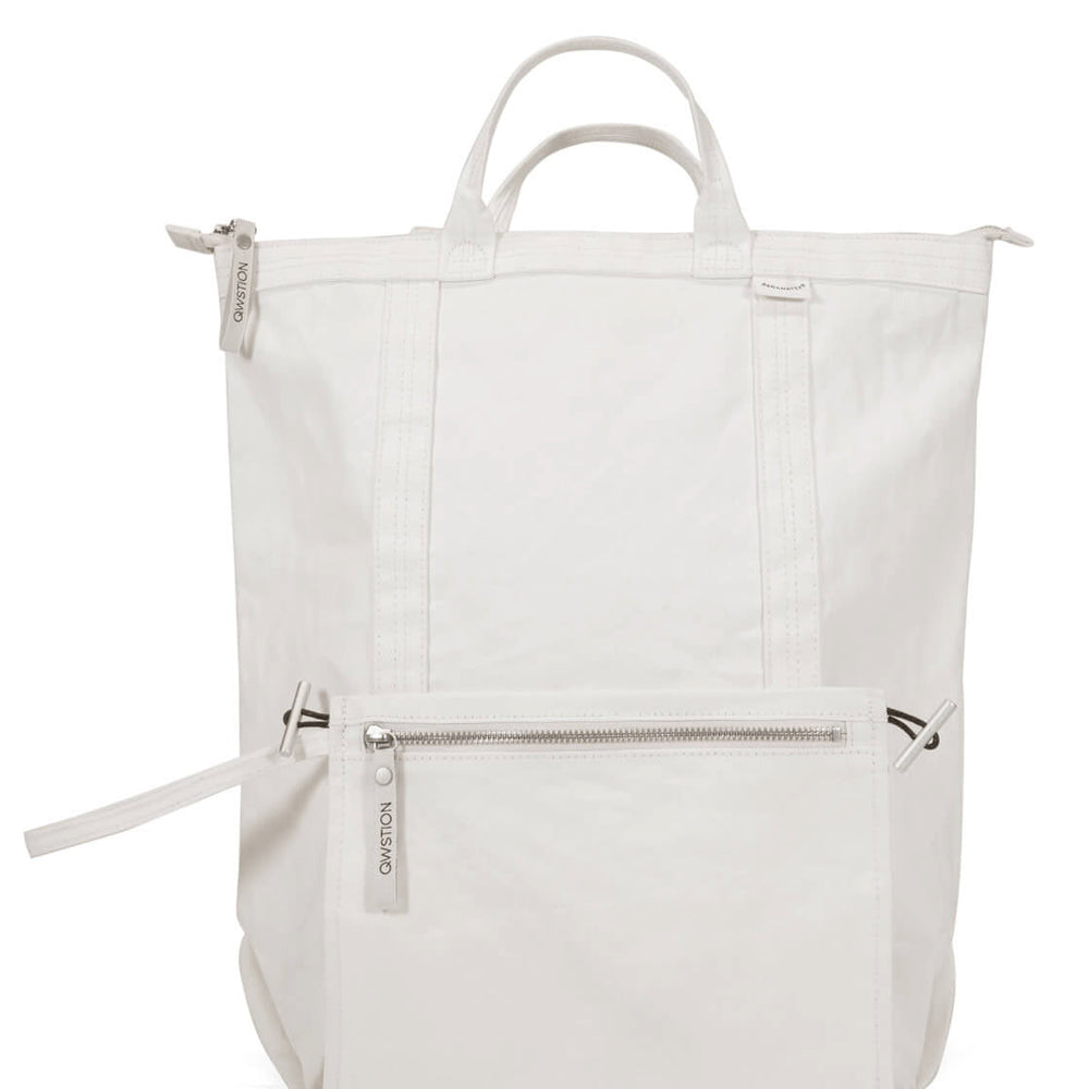 
                      
                        Qwstion Bananatex Travel Shopper natural white
                      
                    