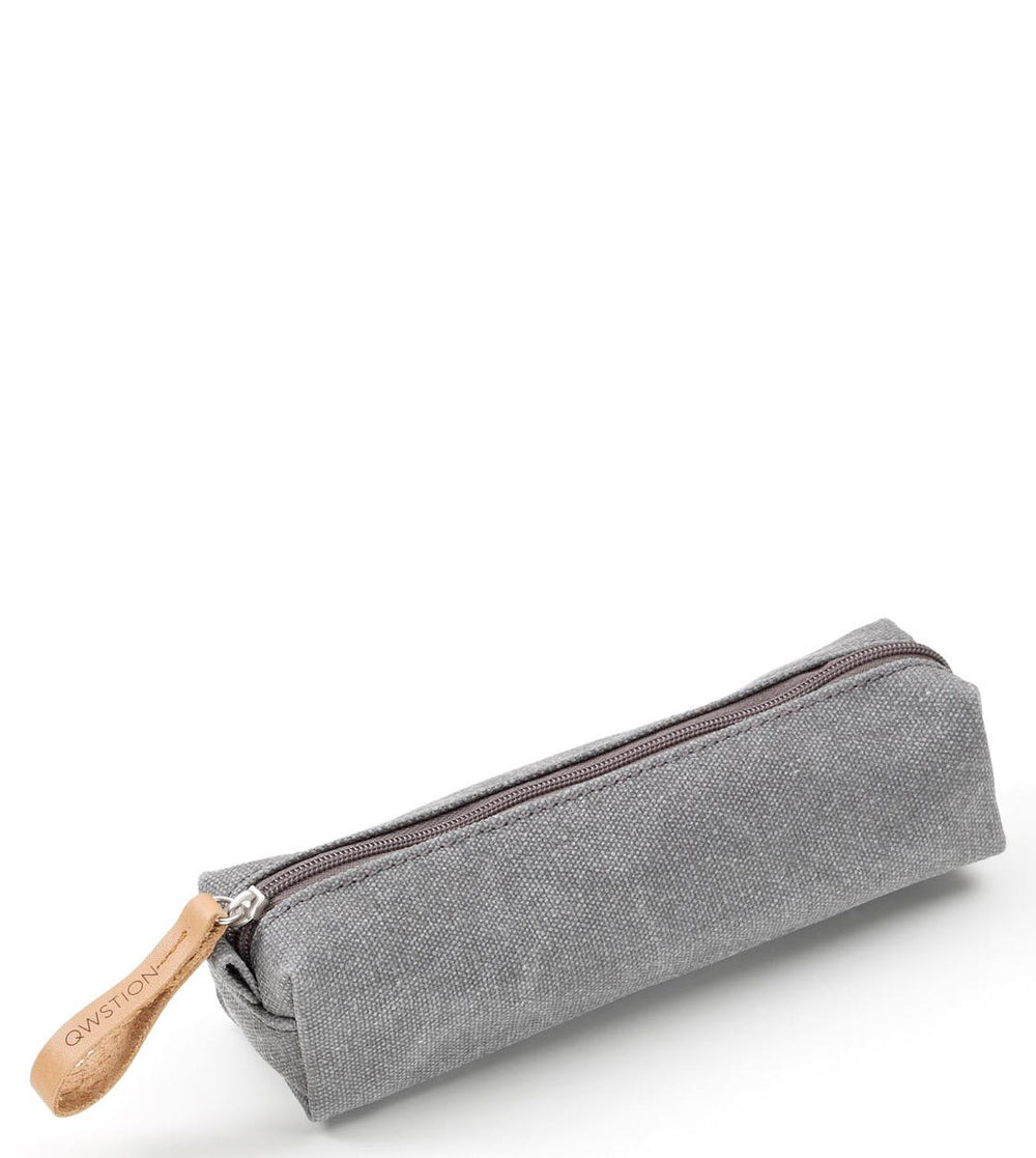 Qwstion Pencil Case organic washed grey