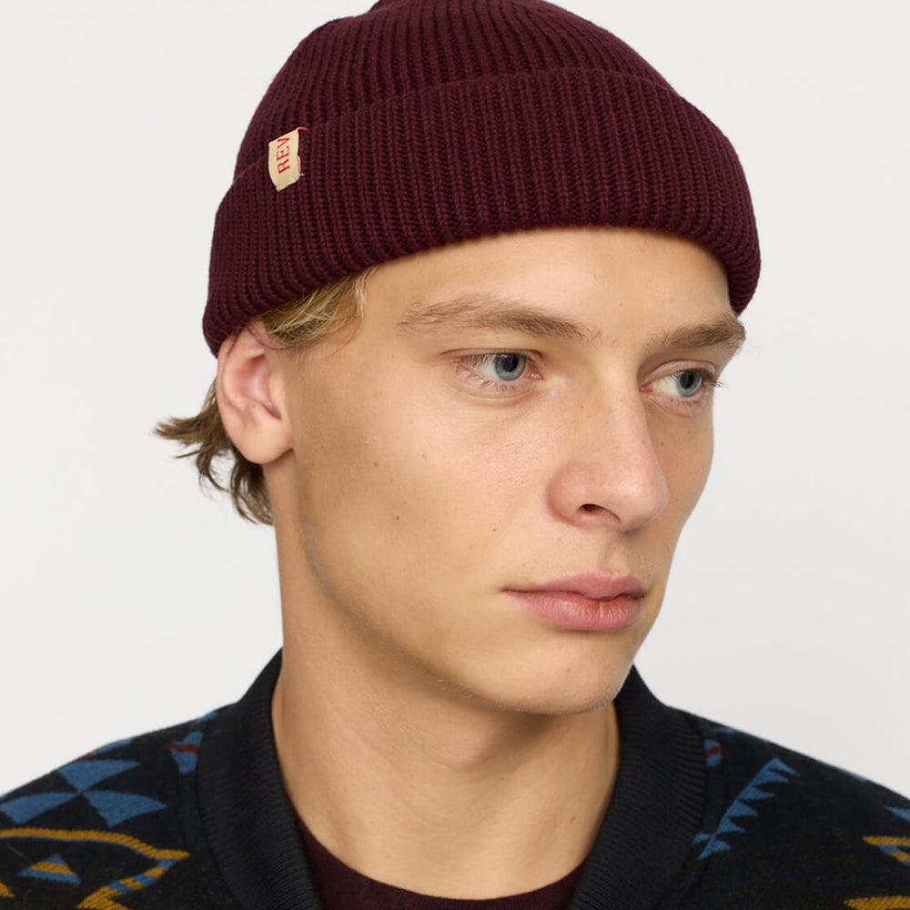 Revolution Beanie 9324 Fisherman red burgundy