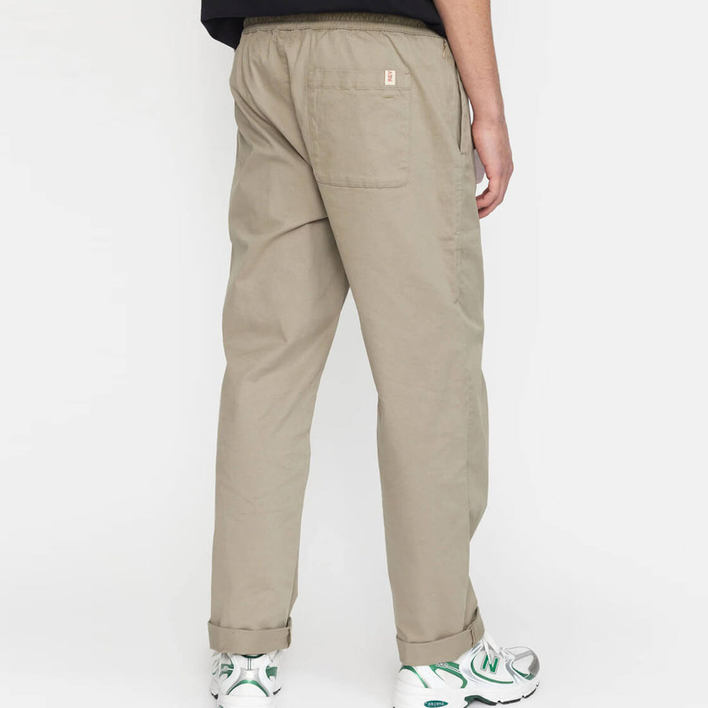 
                      
                        Revolution Pants 5871 grey
                      
                    