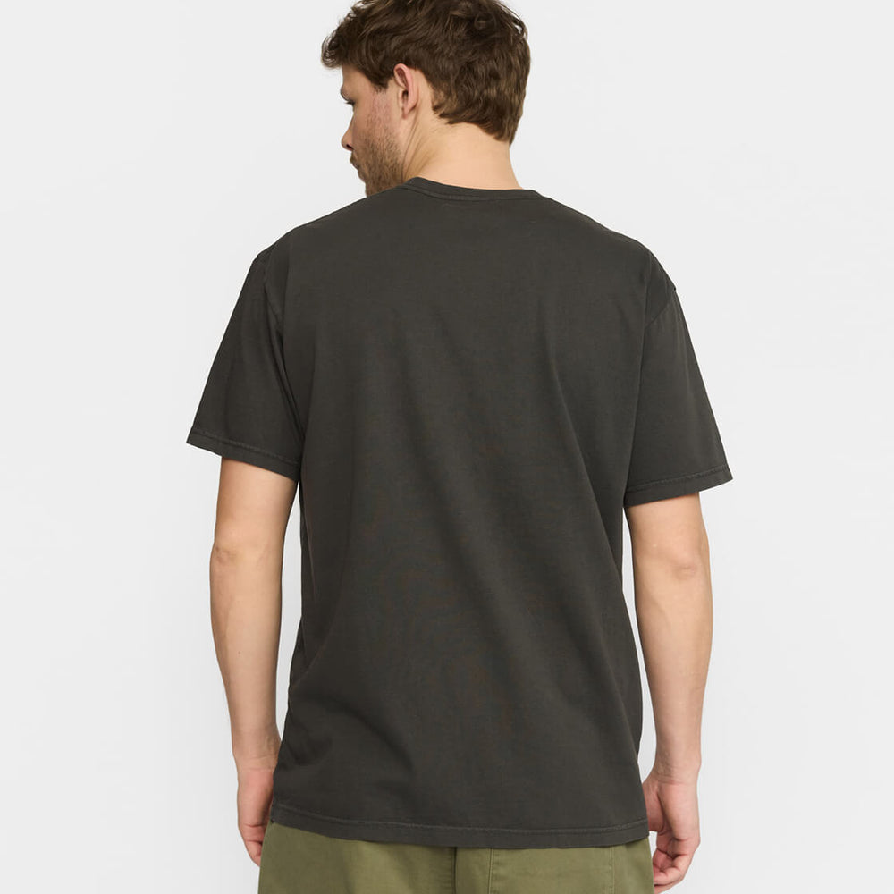 
                      
                        Revolution T-Shirt 1329 LOG black
                      
                    