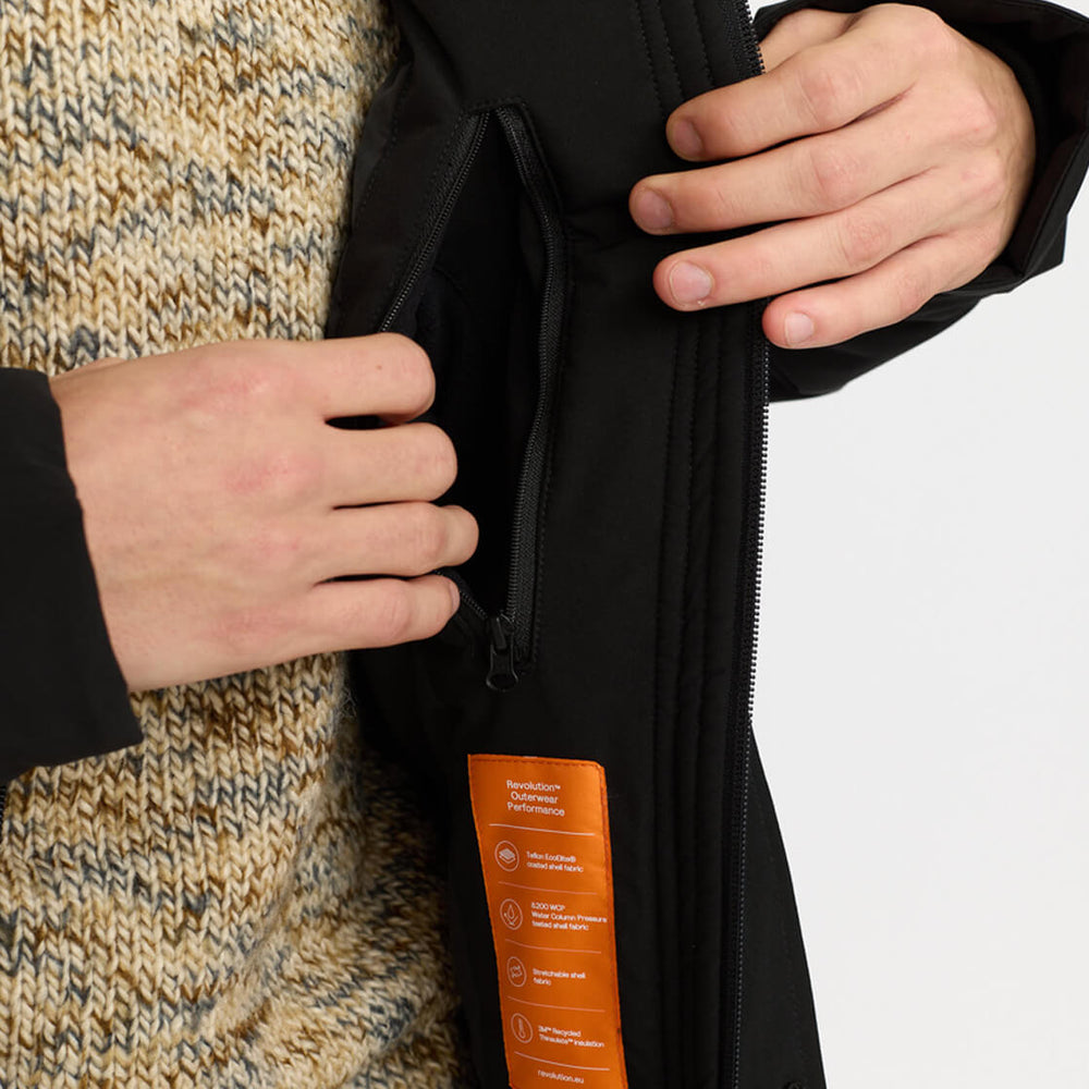 
                      
                        Revolution Winterjacket 7869 Padded Tech black
                      
                    