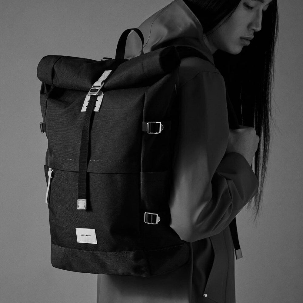 
                      
                        Sandqvist Backpack Bernt blue multi steel/navy blue
                      
                    