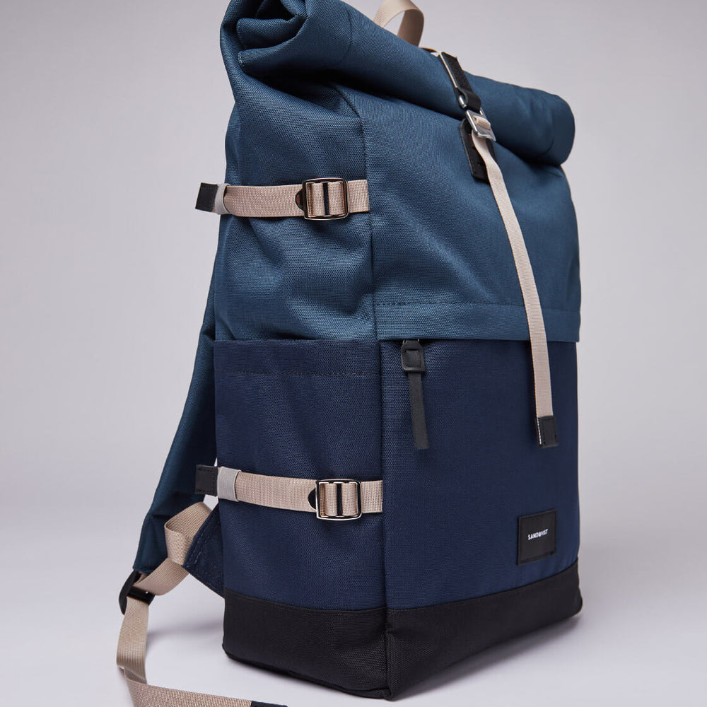 
                      
                        Sandqvist Backpack Bernt blue multi steel/navy blue
                      
                    