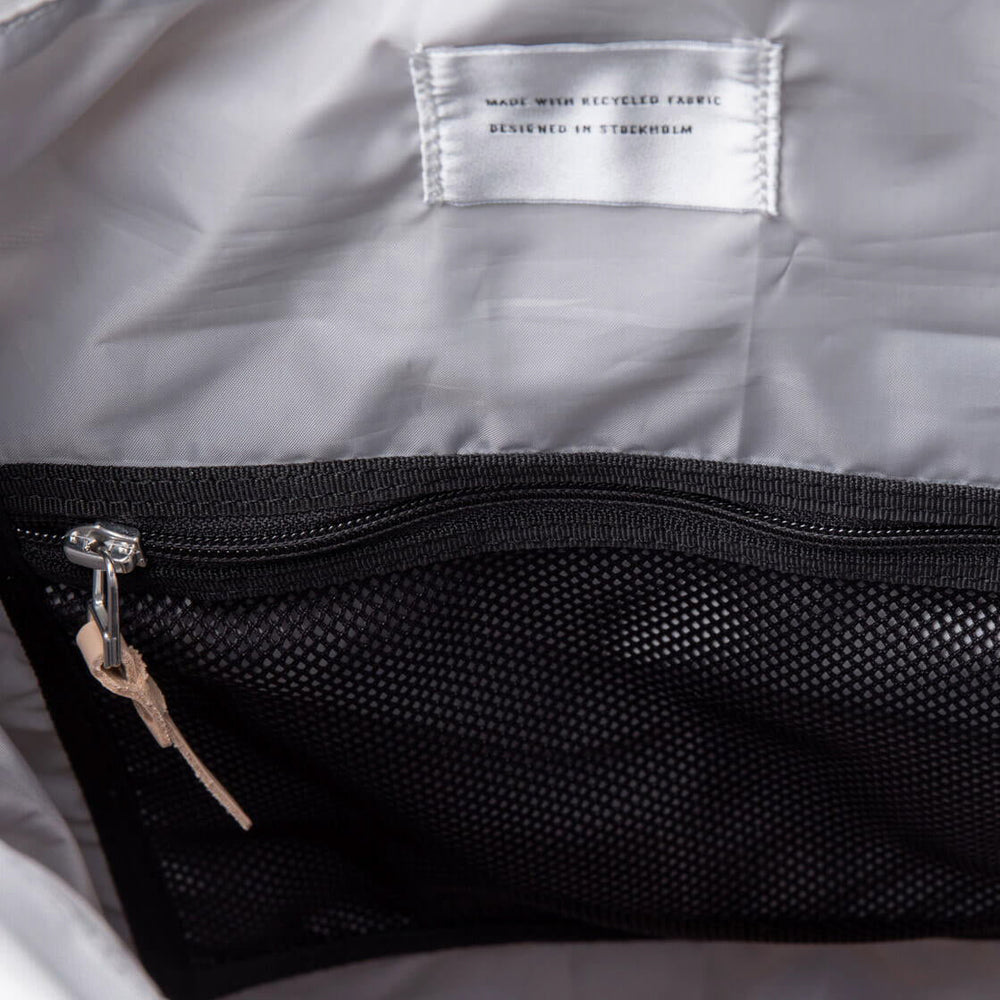 
                      
                        Sandqvist Backpack Bernt blue/multi white off
                      
                    