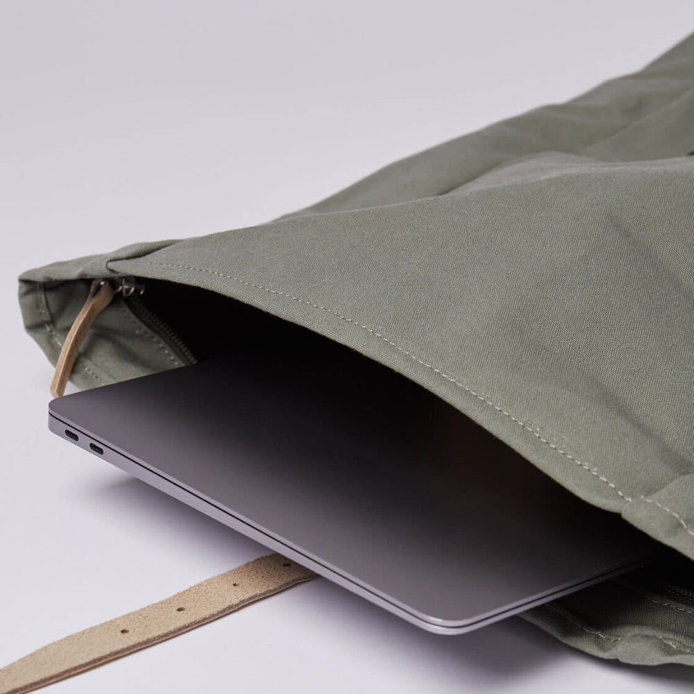 
                      
                        Sandqvist Backpack Dante green dusty
                      
                    
