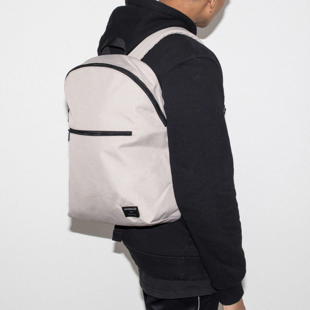 
                      
                        Sandqvist Backpack Oliver grey ash
                      
                    