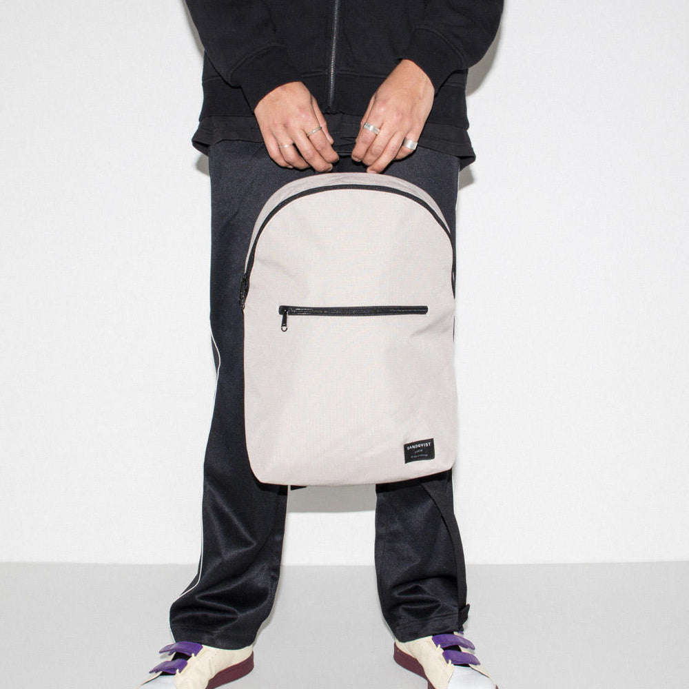 
                      
                        Sandqvist Backpack Oliver grey ash
                      
                    