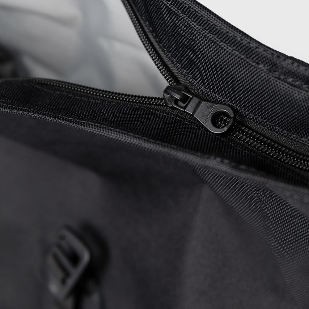 
                      
                        Sandqvist Backpack Rolltop L Icon black/black with black leather
                      
                    