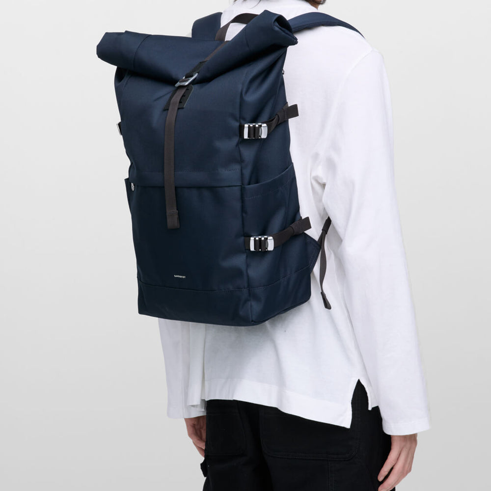 Sandqvist Backpack Rolltop L Icon blue navy with black leather