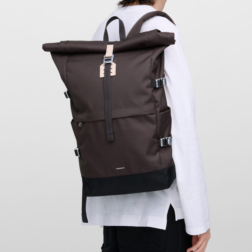 Sandqvist Backpack Rolltop L Icon brown with natural leather