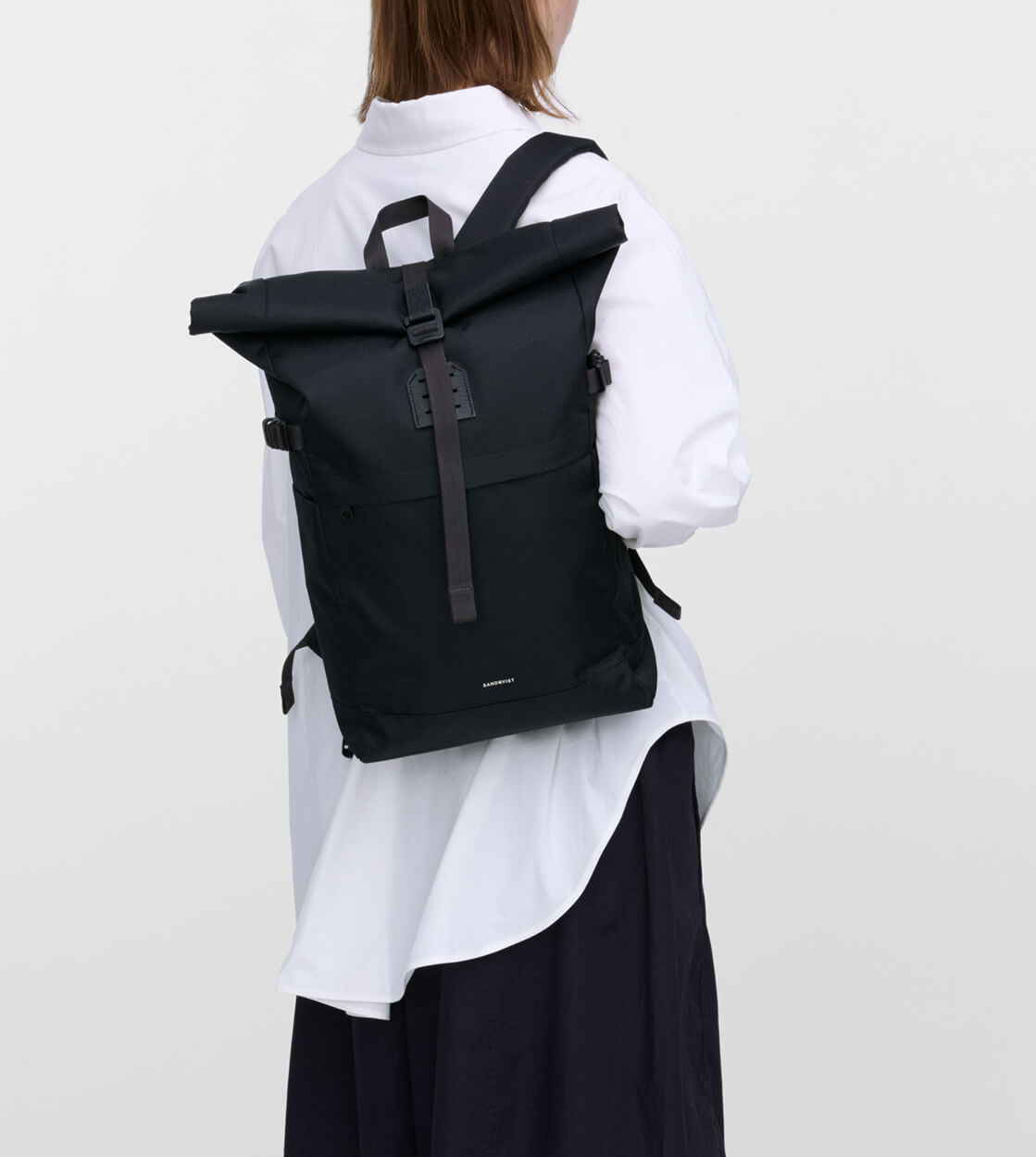 Sandqvist Backpack Rolltop M Icon black/black with black leather
