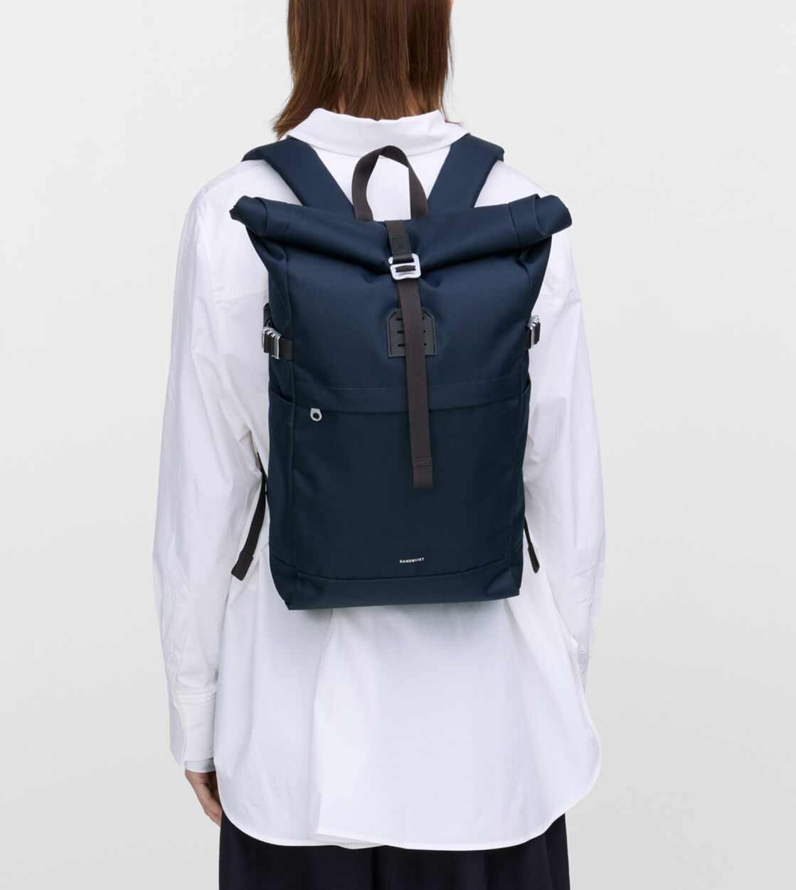 Sandqvist Backpack Rolltop M Icon blue navy with black leather