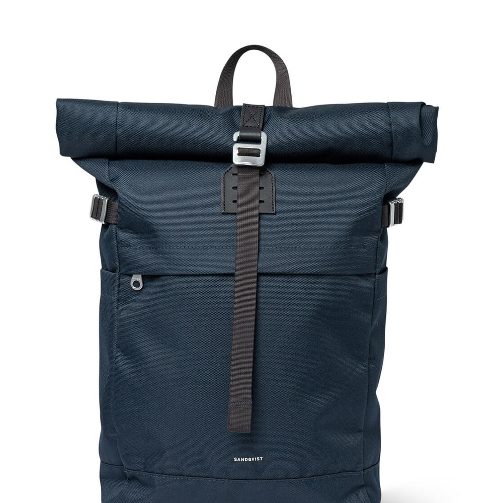 Sandqvist Backpack Rolltop M Icon blue navy with black leather