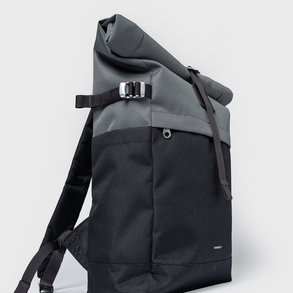 Sandqvist Backpack Rolltop M Icon grey multi dark with black leather