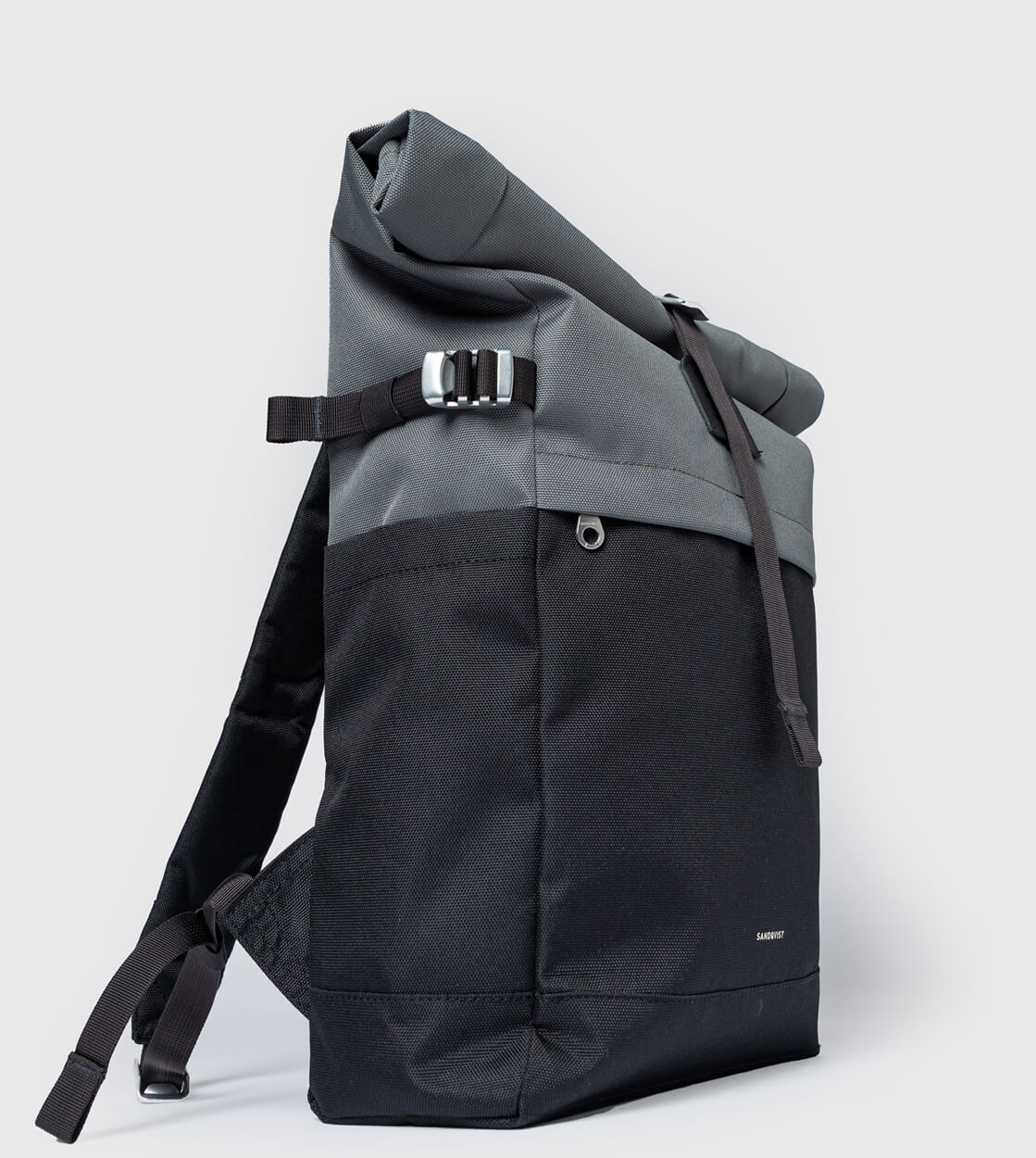 Sandqvist Backpack Rolltop M Icon grey multi dark with black leather