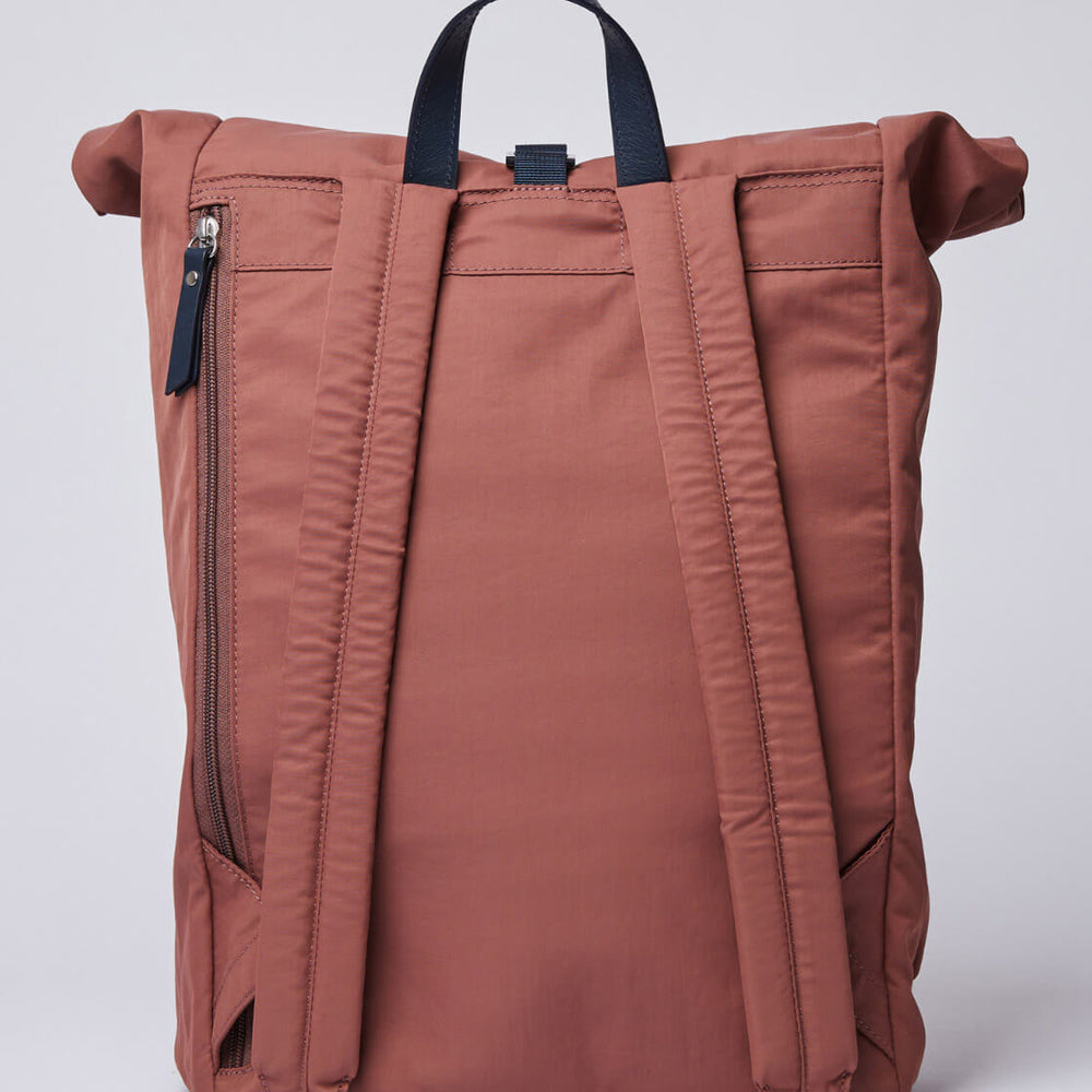 
                      
                        Sandqvist Backpack Siv red maroon/navy leather
                      
                    