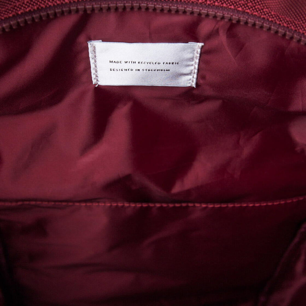 
                      
                        Sandqvist Backpack Verner red burgundy
                      
                    