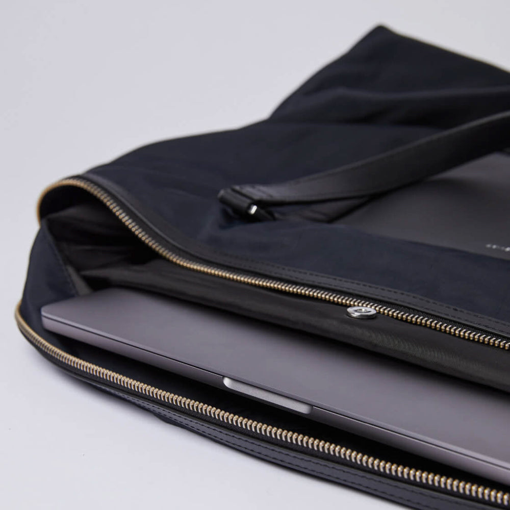 
                      
                        Sandqvist Bag Hellen black
                      
                    