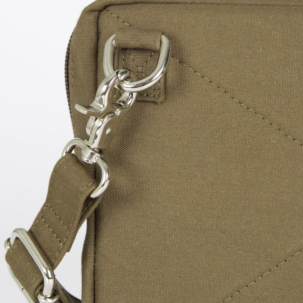 
                      
                        Sandqvist Bag Ryan green olive
                      
                    