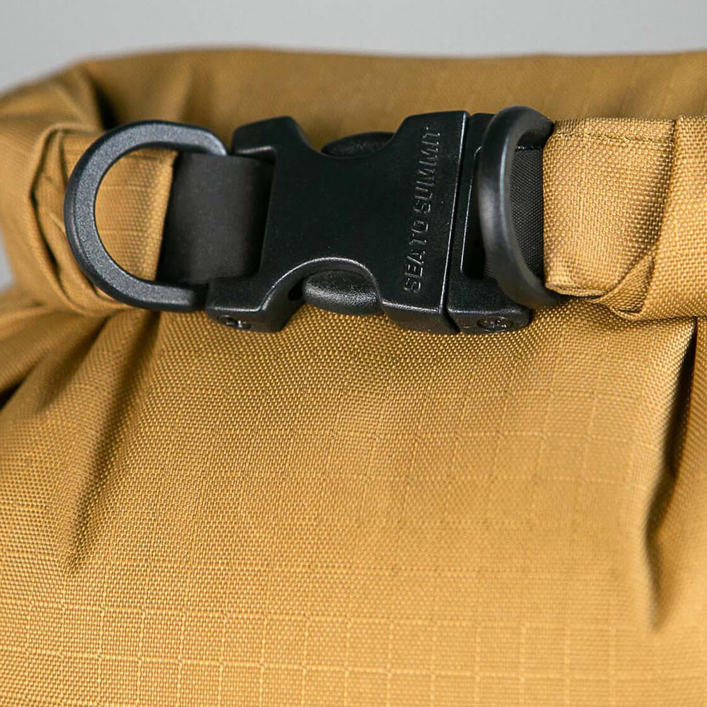 
                      
                        Sea to Summit Dry Bag Big River LG brown gold
                      
                    