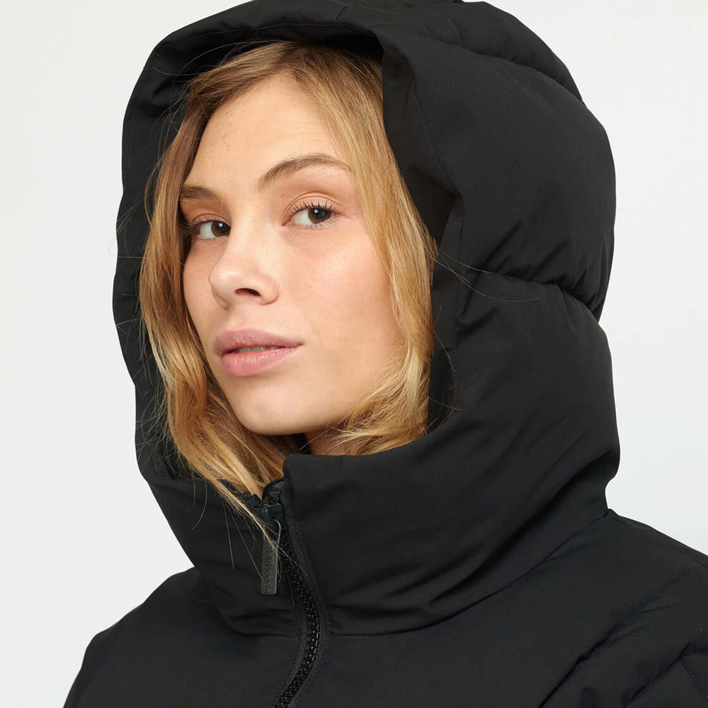 
                      
                        Selfhood W Winterjacket 77305 Hooded Puffer black
                      
                    